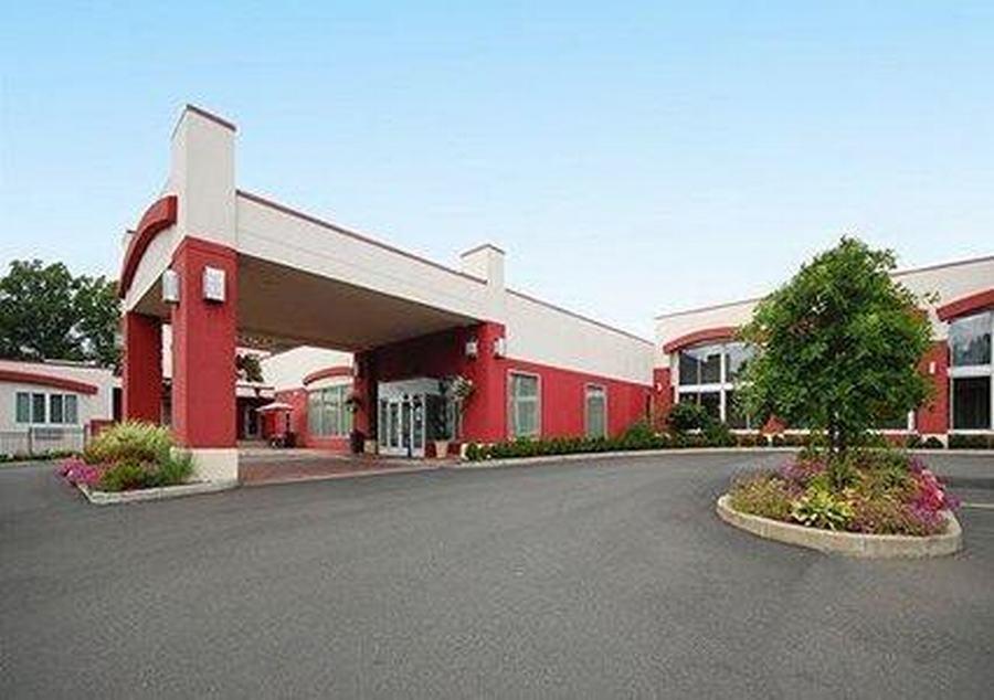 Clarion Hotel & Suites Hamden-New Haven Exterior foto